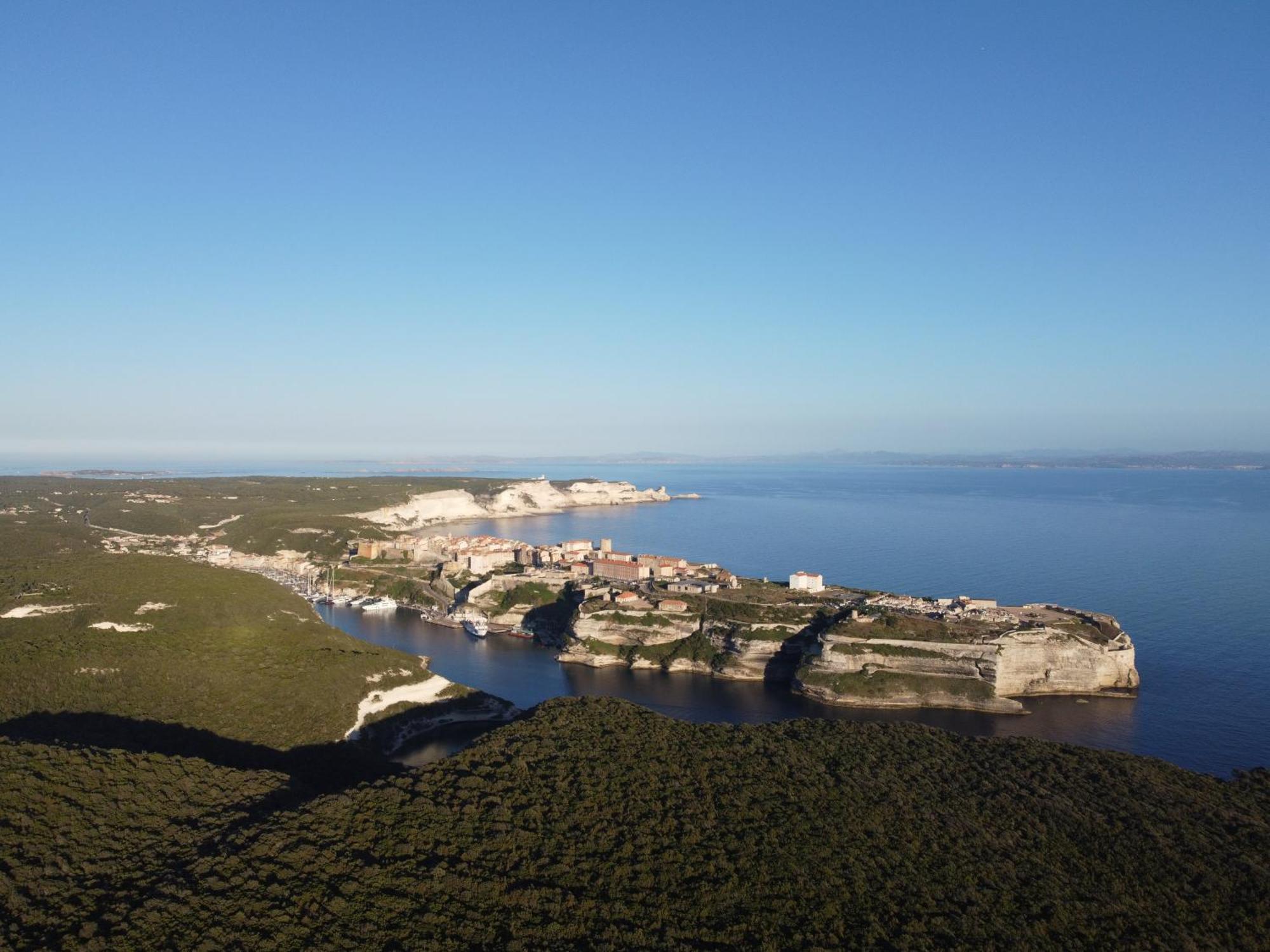 منزل الضيف بونيفَسْيو  في Sapa Di Cala المظهر الخارجي الصورة