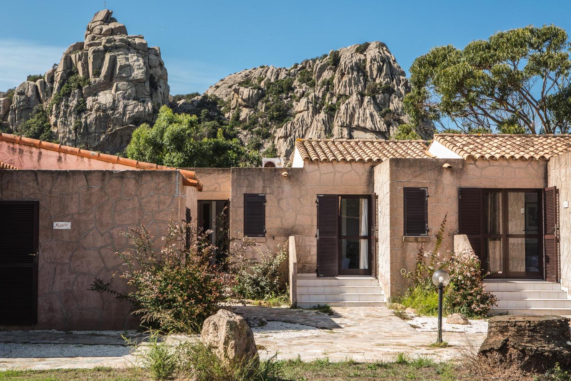منزل الضيف بونيفَسْيو  في Sapa Di Cala المظهر الخارجي الصورة